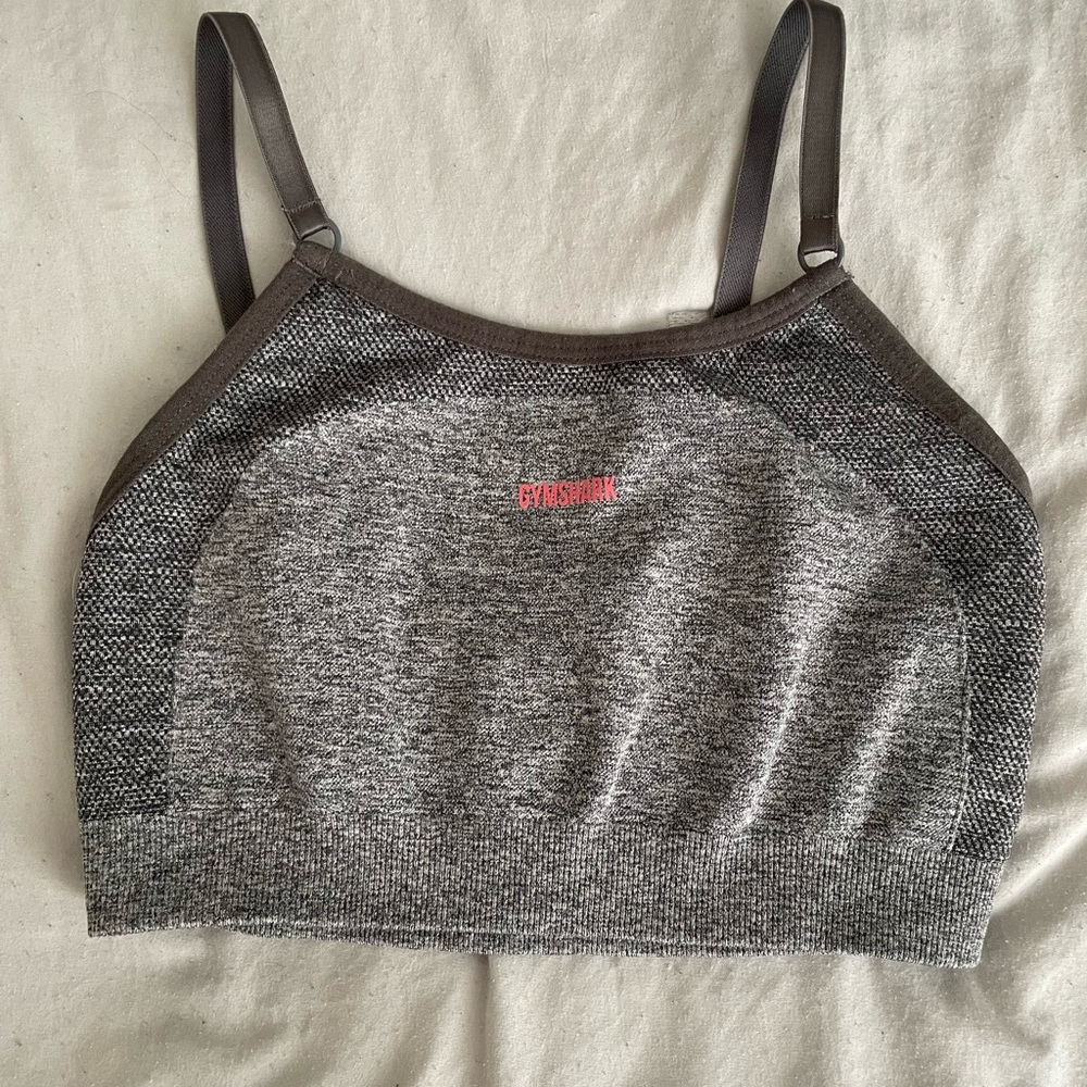 Gymshark sports bra!